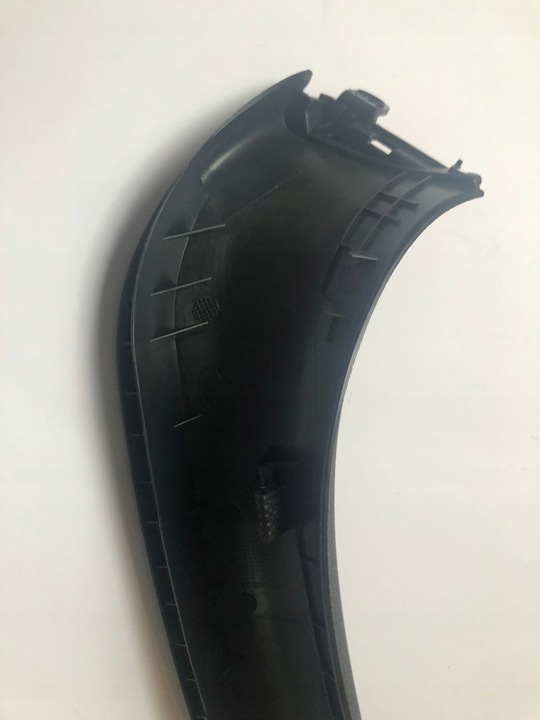 фото №7, Hyundai i30 защита стойка крышки багажника левый зад