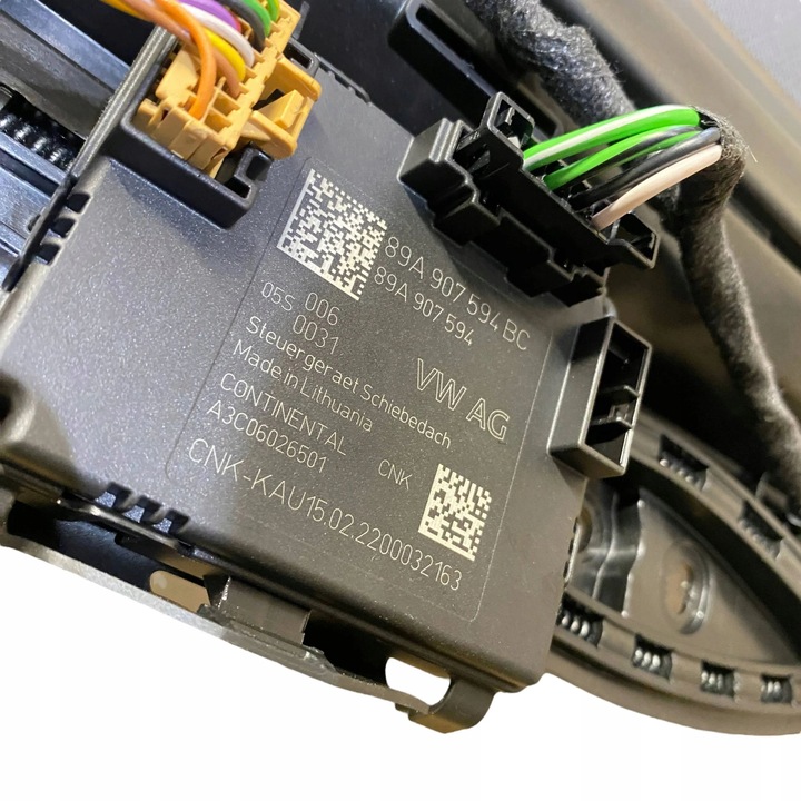 фото №10, Audi q3 f3 2022 люки