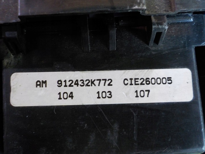 фото №7, Soul i 1.6 crdi коробка предохранителей 91950-2k340