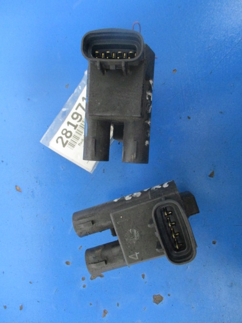 фото №2, Corolla e11 1.3 16v 86km катушка модуль зажигания