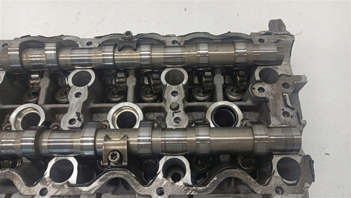 фото №11, Головка mercedes x218 w218 w212 cls 4.7 v8 278.922 r2780162501