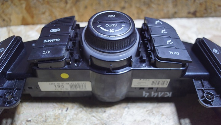 фото №7, Панель кондиционера hyundai i40 97250-3z900