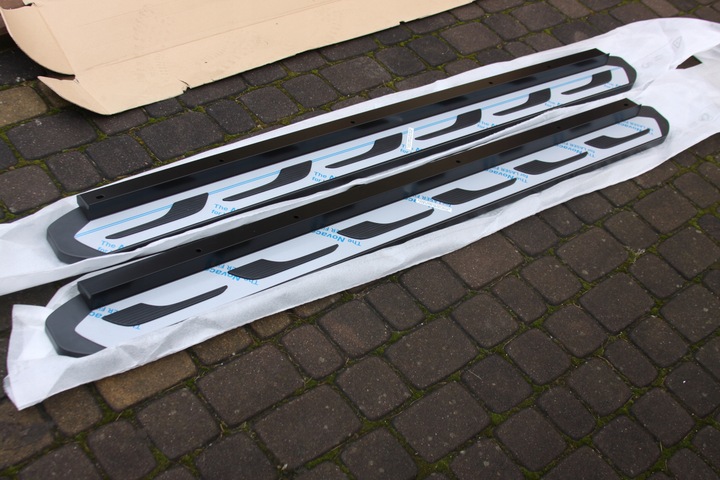 фото №1, Градусы боковые toyota corolla cross оригинал комплект