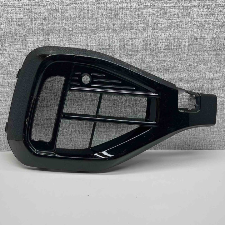 фото №1, Vw t-roc t roc рестайлінг r line r-line решітка бампера права 2ga853190a
