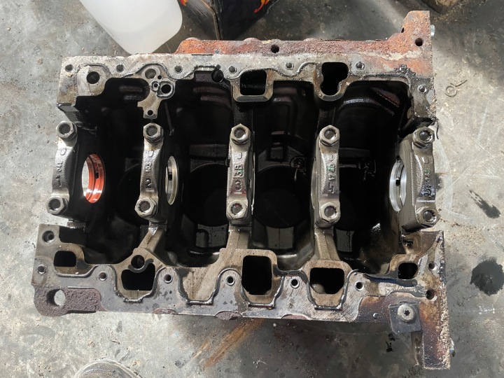 фото №12, Блок  двигуна vw audi seat skoda 2.0 tdi dfs 04l023c