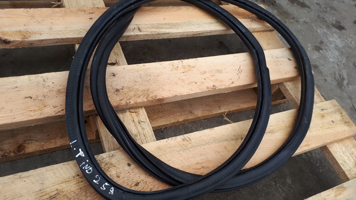 фото №5, A4 b8 s4 рестайлінг прокладка кузовна лівий зад універсал