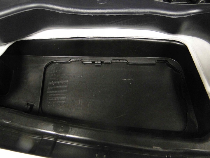 фото №9, Mercedes glb x247 247 консоль панель капот