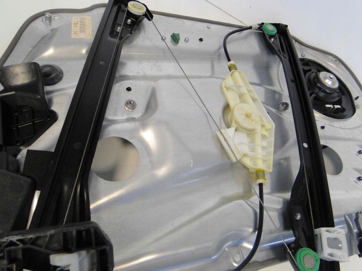 фото №8, Mercedes glk x204 204 вкладка дверь передние левая