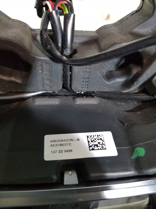 фото №12, Кермо багатофункціональна 484004420r dacia sandero iii logan jogger