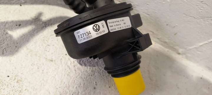 фото №11, Заливная горловина adblue volkswagen golf viii 8