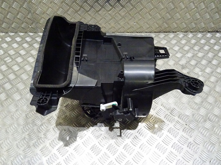 фото №1, Mazda cx-5 ii обігрівач повітродувка малий kb8b