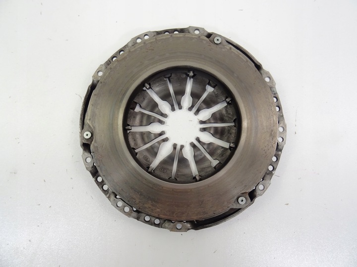 фото №7, Juke ii f16 1.0 dig-t сцепление комплектные 302057428r 302107059r 123109651r