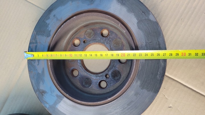 фото №10, Toyota corolla e21 1.8 гибрид тормозные диски зад 274mm 17141-0t170