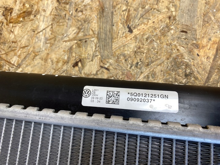 фото №11, Радиаторов воды vw golf vii audi a3 8v 2.0tsi 5q0121251gn