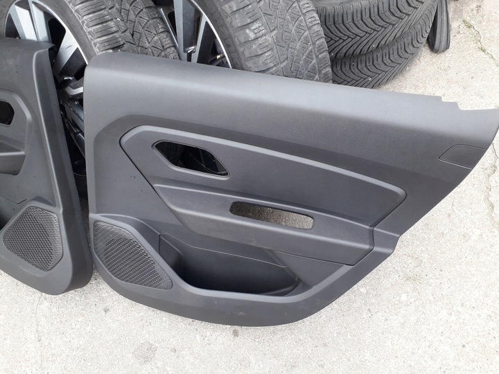 фото №3, Обивка дверь боковина зад dacia duster ii 17-