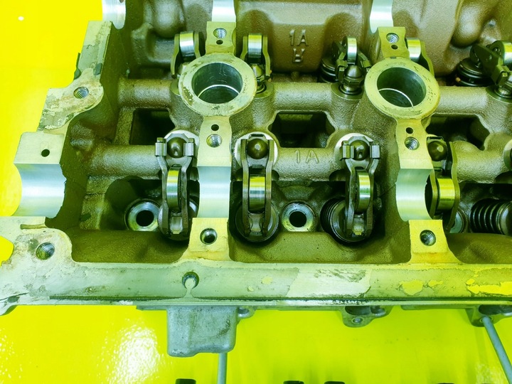 фото №7, Головка права audi q5 8r a5 8t a4 b8 a6 c7 2.8 3.2 fsi cal chv 06e103404a