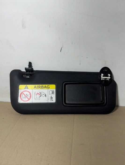 фото №1, Захист сонцезахисна права toyota corolla e21 74310-02m30