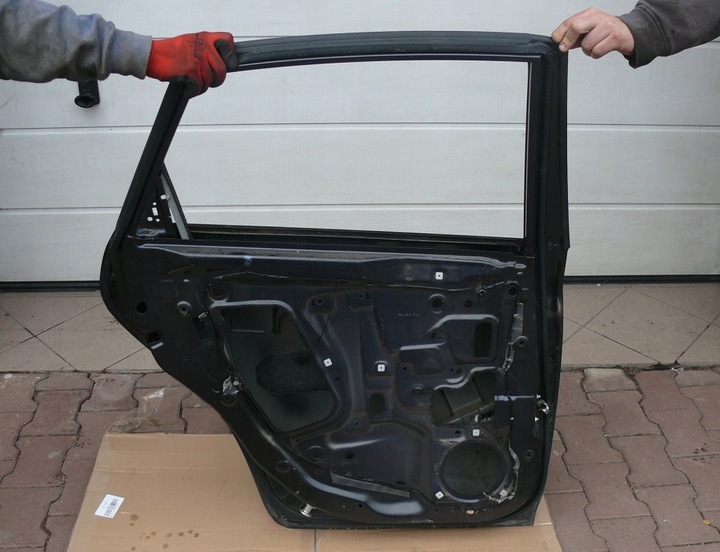 фото №10, Двері лівий зад планка subaru impreza iii 3 xv hb 07-11 61k
