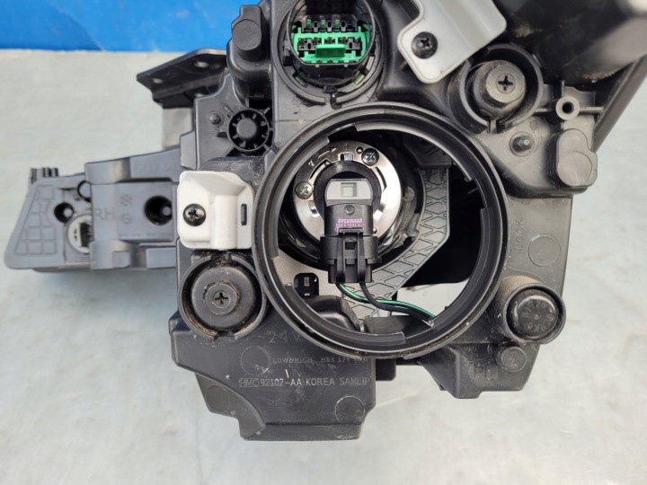 фото №11, Hyundai elantra 2020-2023 20-23 фара передня права звичайна з led