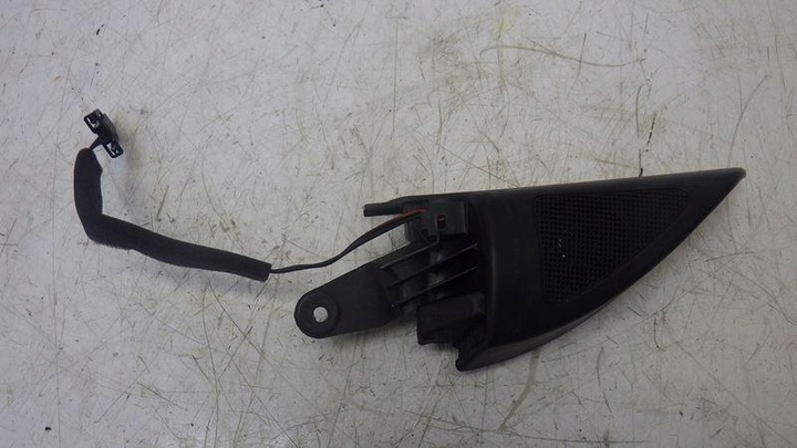 фото №1, Треугольник защита зеркало левая динамик vw eos 1q0035411 902275481509