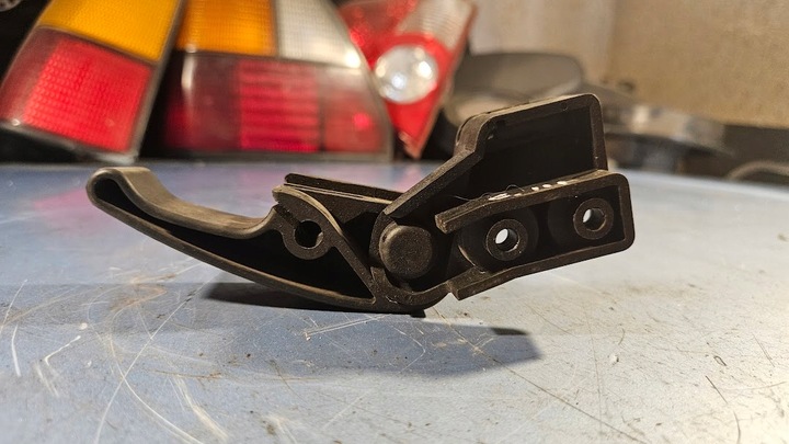 фото №8, Ручка ручка тягa капота seat vw ford skoda 1h1823533
