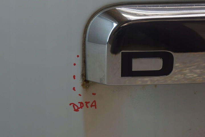 фото №13, Dacia duster i кришка зад dv369 k898