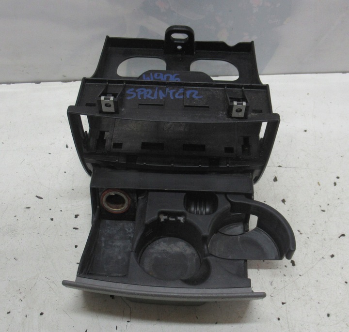 фото №1, Sprinter 906 бардачок uchywt na напитки a9068100028