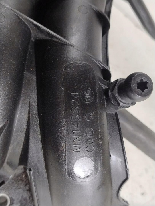 фото №6, Коллектор впускной датчик smart forfour 1.0 mn143824 mr985032cle 0261b04314