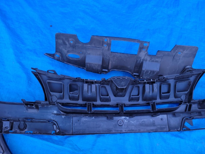 фото №9, Renault megane iii | бампер перед передній 620220004r | 2154