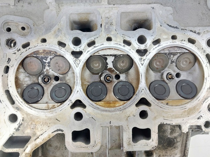 фото №5, Головка двигуна 9811346480 9810874110 9675306110 peugeot 3008 ii 1.2 thp