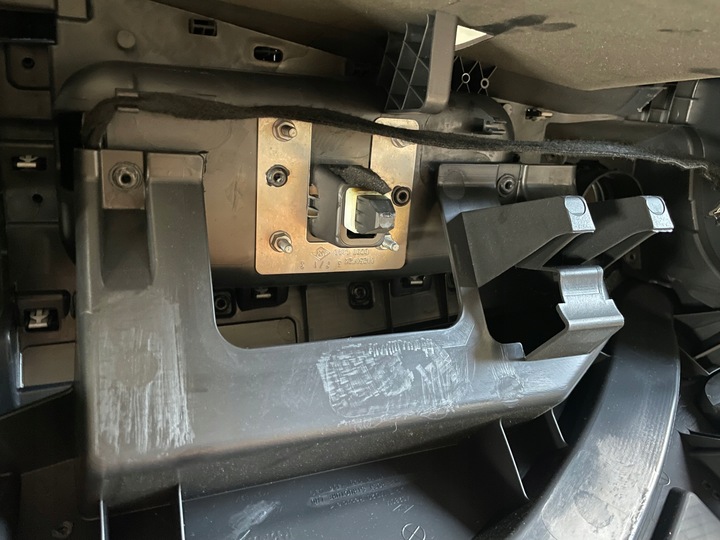 фото №7, Консоль панель подушка безпеки dacia logan mcv ii