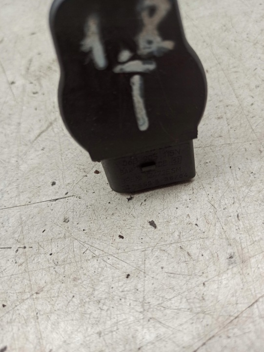 фото №8, Vw passat b5 fl 1,8t катушка зажигания 06b905115n