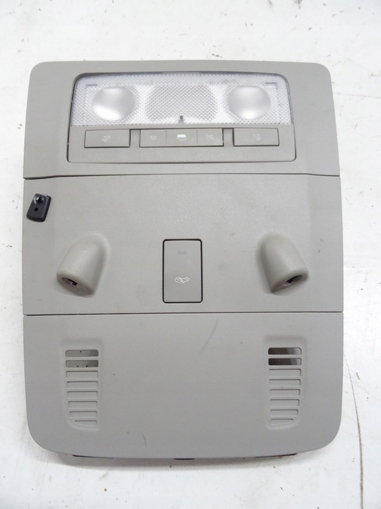 фото №1, Opel insignia a лампа oświetlanie кабіни