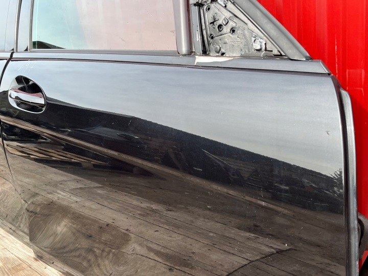 фото №8, Mercedes w204 08-11 дверь 197 правое перед красивый do установка
