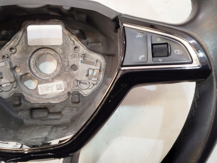 фото №9, Кермо skoda superb iii 3v0419091l шкіра , мульті , комплектна , гарна