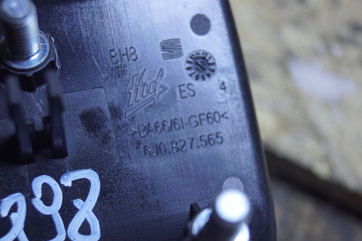 фото №15, Seat ibiza iv замок кришки зад 6j0827565 898