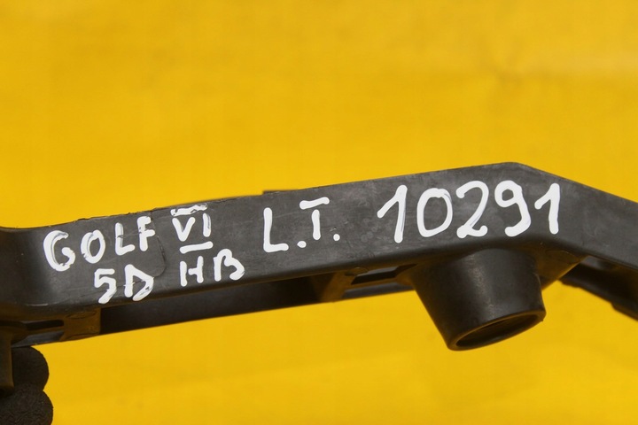 фото №9, Ковзун бампера лівий зад golf vi 1.4 tsi 5k6807393c