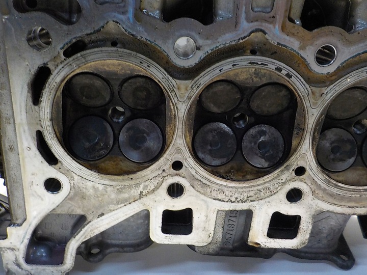 фото №8, Peugeot 208 1.2 vti 82km hmz hm01 головка комплектна