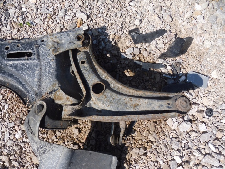 фото №6, Подрамник тележка балка перед з wahaczami jazz ii 1.3