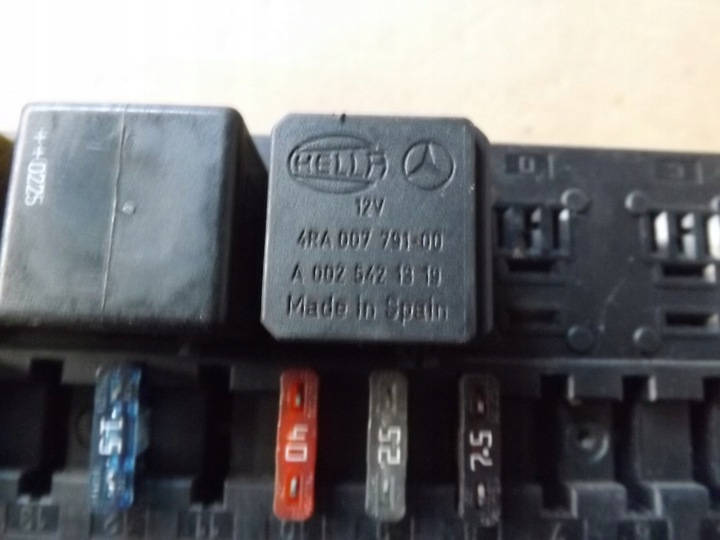 фото №11, Mercedes c клас w203 блок керування модуль sam запобіжник 2035451801