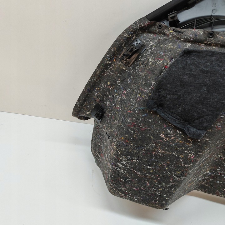 фото №5, Audi q4 sportback e-tron 2023 права сторона боковина / оббивка / багажника