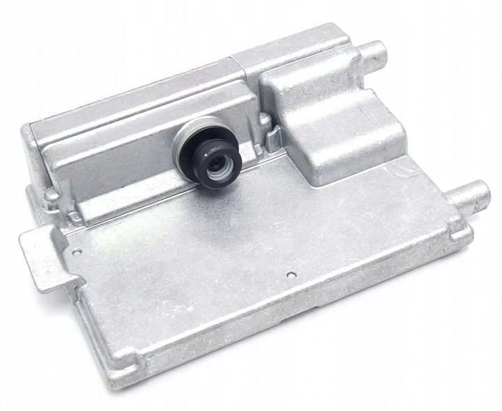 фото №1, Камера ассистент audi q3 83a 2q0980653c