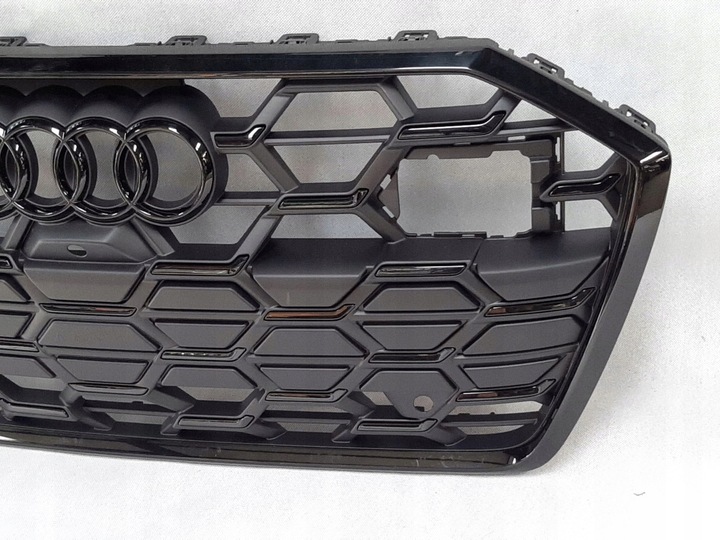фото №15, Решётка радиатор решётка радиатора audi a6 c8 4k0 рестайлинг s-line acc pdc камера 4k0853651t