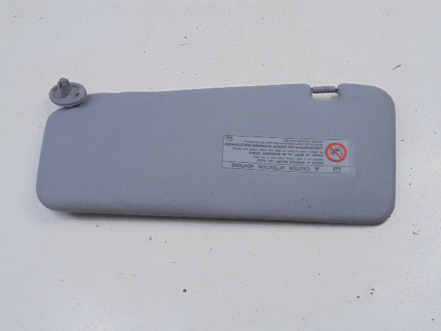 фото №3, Toyota rav4 ii 00-03 защита солнцезащитная правая козырёк