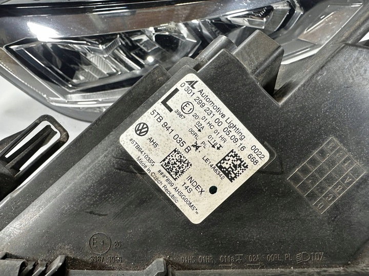 фото №8, Touran 5ta лампа права ліва led комплект 5tb941035b 5tb941036b