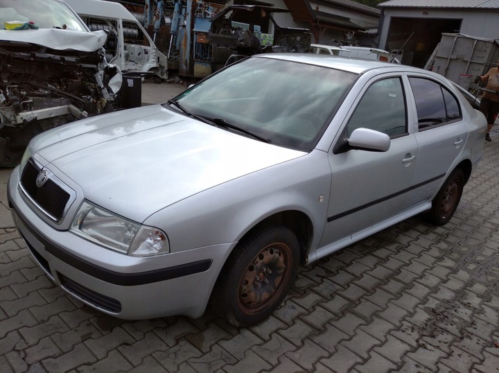 фото №14, Skoda octavia i 1u рестайлінг 00-10 hb 5d двері ліві зад задні сріблястий 9102