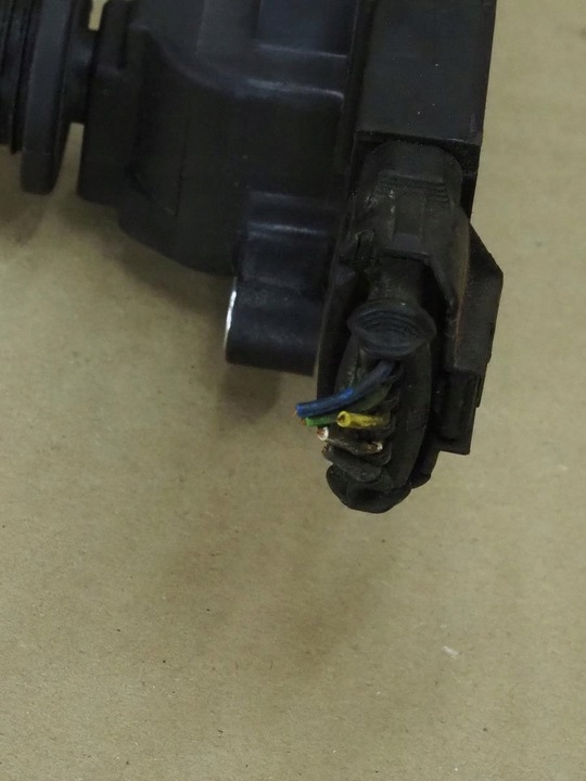 фото №6, Котушка запалювання opel astra h vectra c signum zafira a 1.8 16v z18xe 125 km