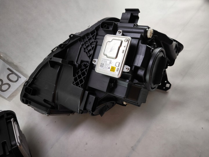 фото №10, Mercedes a класс 176 ксенон поворотный ils левый правый фара лампа w176