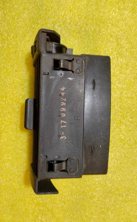 фото №4, Mercedes-benz e w124 ґрати повітропровід r