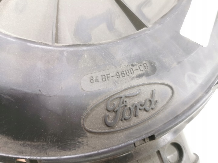 фото №6, Корпус, фильтр воздуха ford escort/orion 1981-1986 ca oem номер 6147368